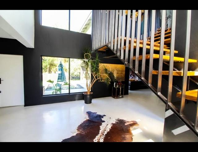 4 BEDROOM HOUSE FOR SALE IN EYE OF AFRICA